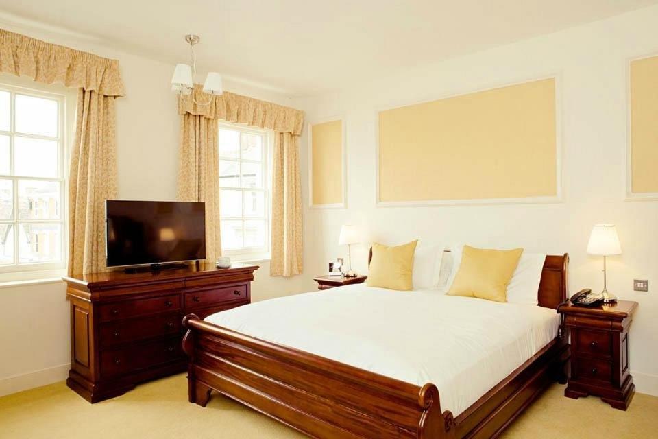 Kings Arms Hotel Bicester Eksteriør billede
